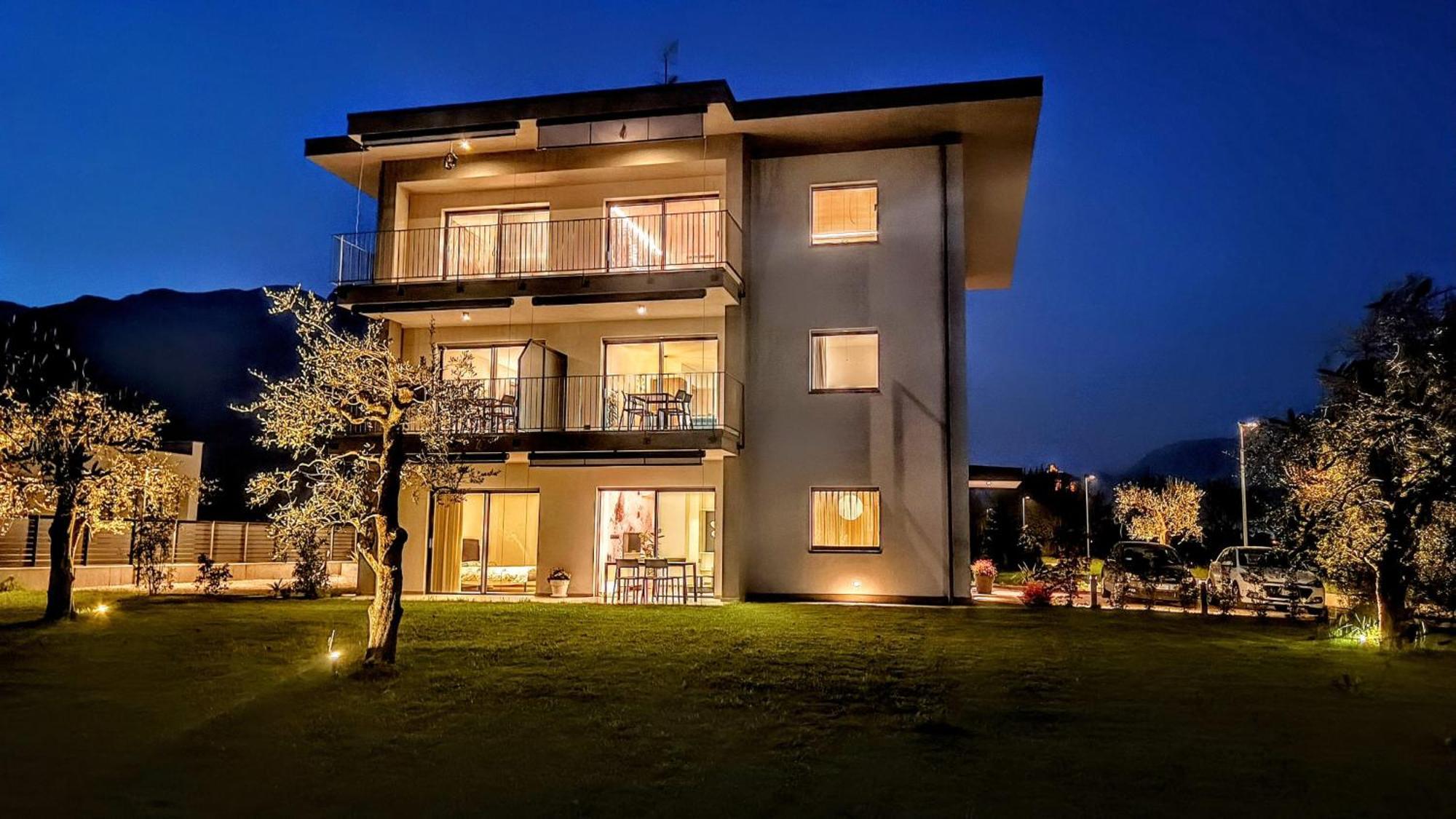 Апартаменти Elvy Garda Living Garden Рива-дель-Гарда Екстер'єр фото
